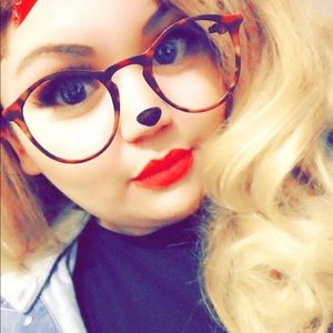 Meet your Posher, Jolene